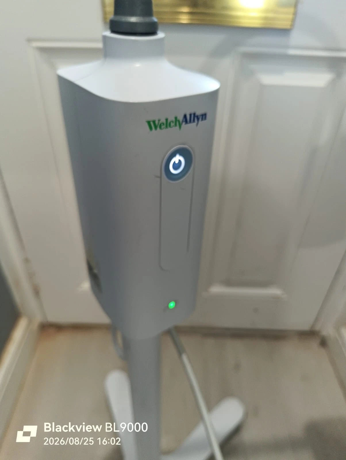 Welch Allyn GS 300 LED General Examination Touchless Light