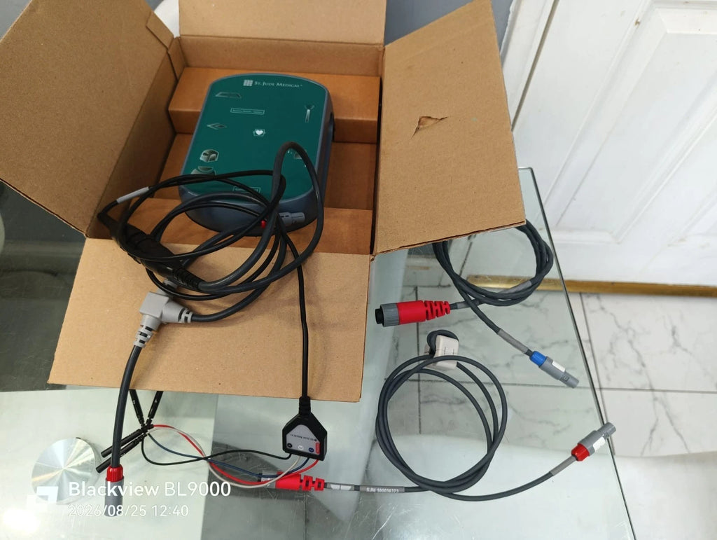 St. Jude Medical GenConnect + Connection Cables